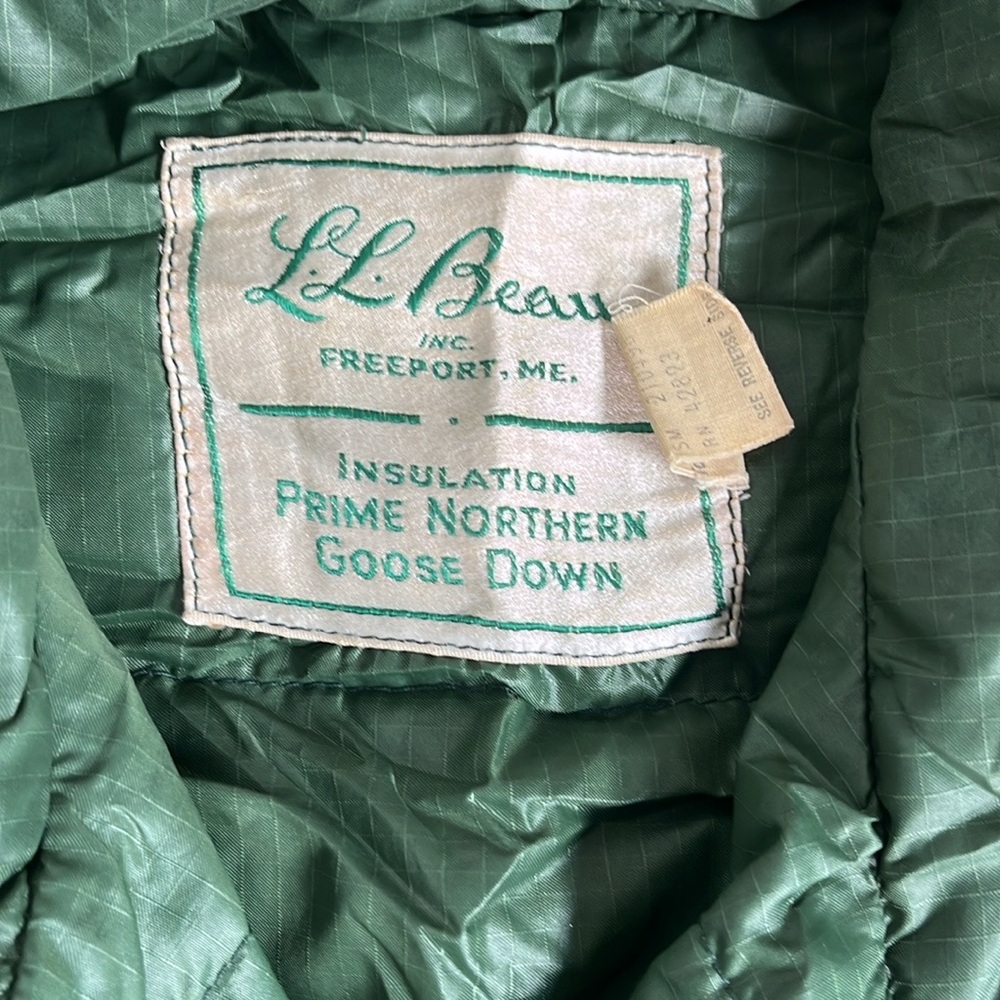 Vintage LL Bean Goose Down Vest - Army Green size Small - Picture 2 of 8